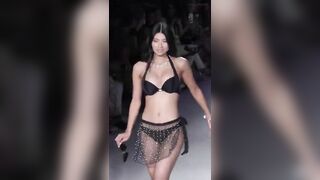 ❤️Jinini Studio????(4K) Miami Swim Week_Paraiso Miami Beach -Beach Bunny Swimwear #bikini #super-model