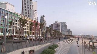 Crowd Flees Tel Aviv Beach After Siren Sounds