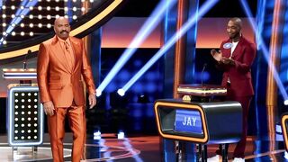 Rhys Darby vs. Jay Pharoah on Celebrity Family Feud!