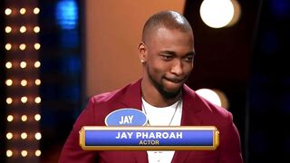 Rhys Darby vs. Jay Pharoah on Celebrity Family Feud!