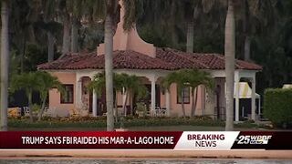 Large crowds gather on Palm Beach after FBI searches Donald Trump's Mar-A-Lago resort