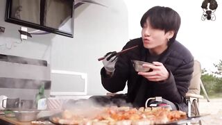 Jk Cooking on beach ???? // Part-6 #cutelife #shorts #btscooking