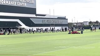 Raiders workout - stretching - Aug 11, 2022