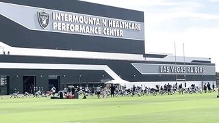 Raiders workout - stretching - Aug 11, 2022