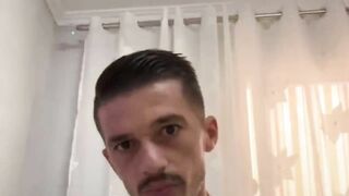 Kozak Braci i kunderpergjigjet Cllevio Serbiano live ne instagram, nuk donin te me q*nin...