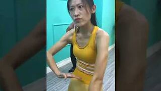 Homeworkout Kiat Jud dai Aerobic Yoga Fitnesblender Musculos FitTuber YogawithAdriene ChloeTing C40