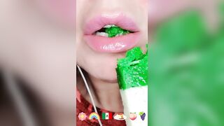 ASMR Eating Satisfying Emoji Food Challenge Peach Marshmallow Spoolie Puddings Mukbang 먹방