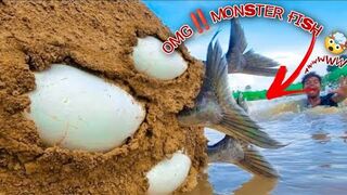 Funny hand fishing video ???????? catfish ????#incredible_fishing #shorts