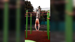 #extremeworkout // leg #stretching on #monkeybars