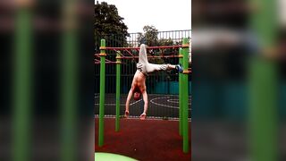 #extremeworkout // leg #stretching on #monkeybars