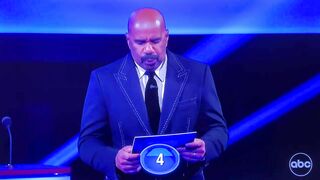 THE WORST performance by celebrity on Celebrity Family Feud history tonight, ALL-NEW Sun August 21????????