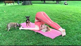 oga stretch | Gymnastics and Contortion tutorial | Stretching Training. Middle Splits | Yoga stretch