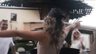 Kiya – ANDERS (officiële videoclip)