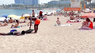 Barcelona beach walk / beach Sant Sebastia / walking Spain best beaches