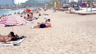 Barcelona beach walk / beach Sant Sebastia / walking Spain best beaches