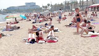 Barcelona beach walk / beach Sant Sebastia / walking Spain best beaches