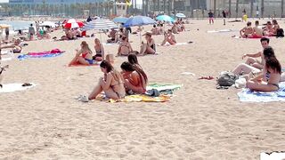 Barcelona beach walk / beach Sant Sebastia / walking Spain best beaches