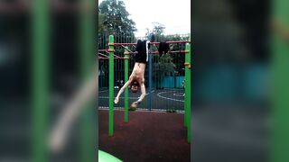 #extreme #stretching on #monkeybar