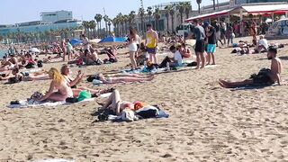 Barcelona beach walk / beach Sant Sebastia