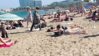 Barcelona beach walk / beach Sant Sebastia