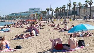 Barcelona beach walk / beach Sant Sebastia