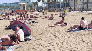 Barcelona beach walk / beach Sant Sebastia