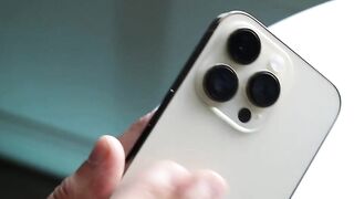 Don't Use Instagram Or Snapchat On Your New iPhone