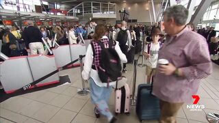 Travel plans thrown into chaos at Sydney Airport | 7NEWS