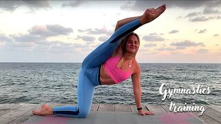 Splits Exercises for Legs | Yoga stretch | Middle Split | Gymnastics | Stretching | Contortion