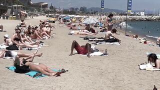 Beach Barceloneta????????Barcelona beach walk