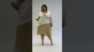 Glamorous ????????models lifestyle curvy woman ????in Forever vibe style. plus size women fashion beauty.