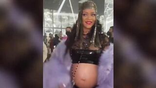 Rihanna and BF Asap Rocky at Gucci Fashion Show in Milan! | All Eyes Were On Them! ????