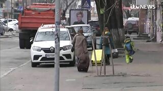 ITV News witnesses fighting between Ukrainian and Russian troops closing in on Kyiv | ITV News