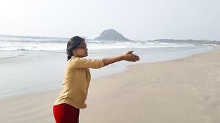 Easy beach yoga workout for beginners|surya namaskaralu|by #anshu|@A&A creations