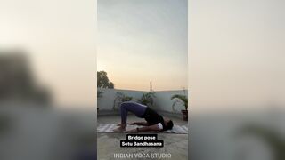 Indian Yogini 5 YOGA POSES FOR BEGINNERS & YOGA FLOW PRACTICE | Yoga Challenge | Yoga Girl