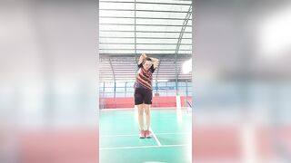 Stretching/Cooling Down in Badminton