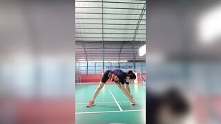 Stretching/Cooling Down in Badminton