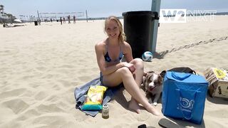 Bikini Girl playing volleyball on Santa Monica Beach - What are you wearing, LA?