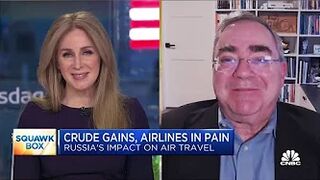 Domestic airlines could see boost from Russia-Ukraine travel concerns: Fmr. Spirit Airlines CEO