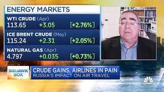 Domestic airlines could see boost from Russia-Ukraine travel concerns: Fmr. Spirit Airlines CEO