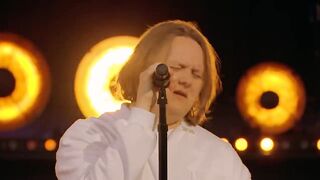 Lewis Capaldi - Everytime (Britney Spears cover) in the Live Lounge