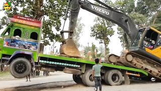 Jcb Funny Fails Compilation Video | क्रेन के हैवी ड्राइवर ???? Crane Operation Gone Wrong