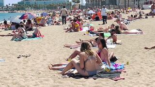 Beach Sant Sebastia ????????Barcelona beach walk