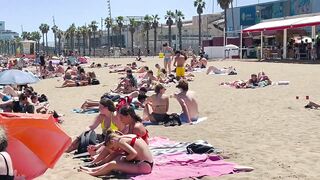 Beach Sant Sebastia ????????Barcelona beach walk