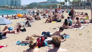 Beach Sant Sebastia ????????Barcelona beach walk