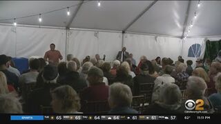 Bronx residents question officials about Orchard Beach migrant center