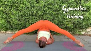 split middle and gymnastic stretches | splits and oversplit | yoga flexibility |Contortion