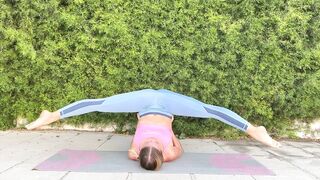 yoga stretching | splits medium and oversplit | yoga flexibility |Contortion twisting