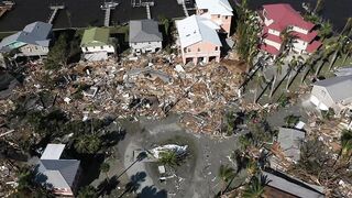 Drone footage shows aftermath of Hurricane Ian at Fort Myers Beach