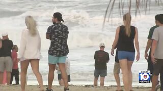 King tide injures 6 near Miami Beach pier